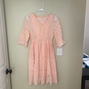 LIGHT PINK LACE DRESS!